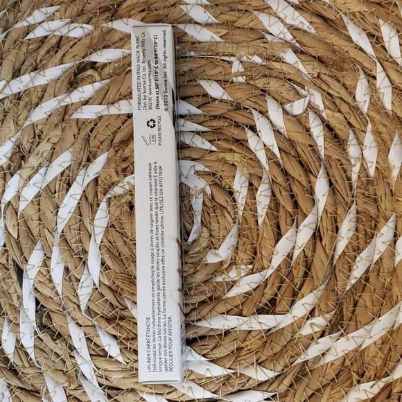 Sorme Treatment Cosmetics Waterproof Lip Liner - Earth - Picture 10 of 11